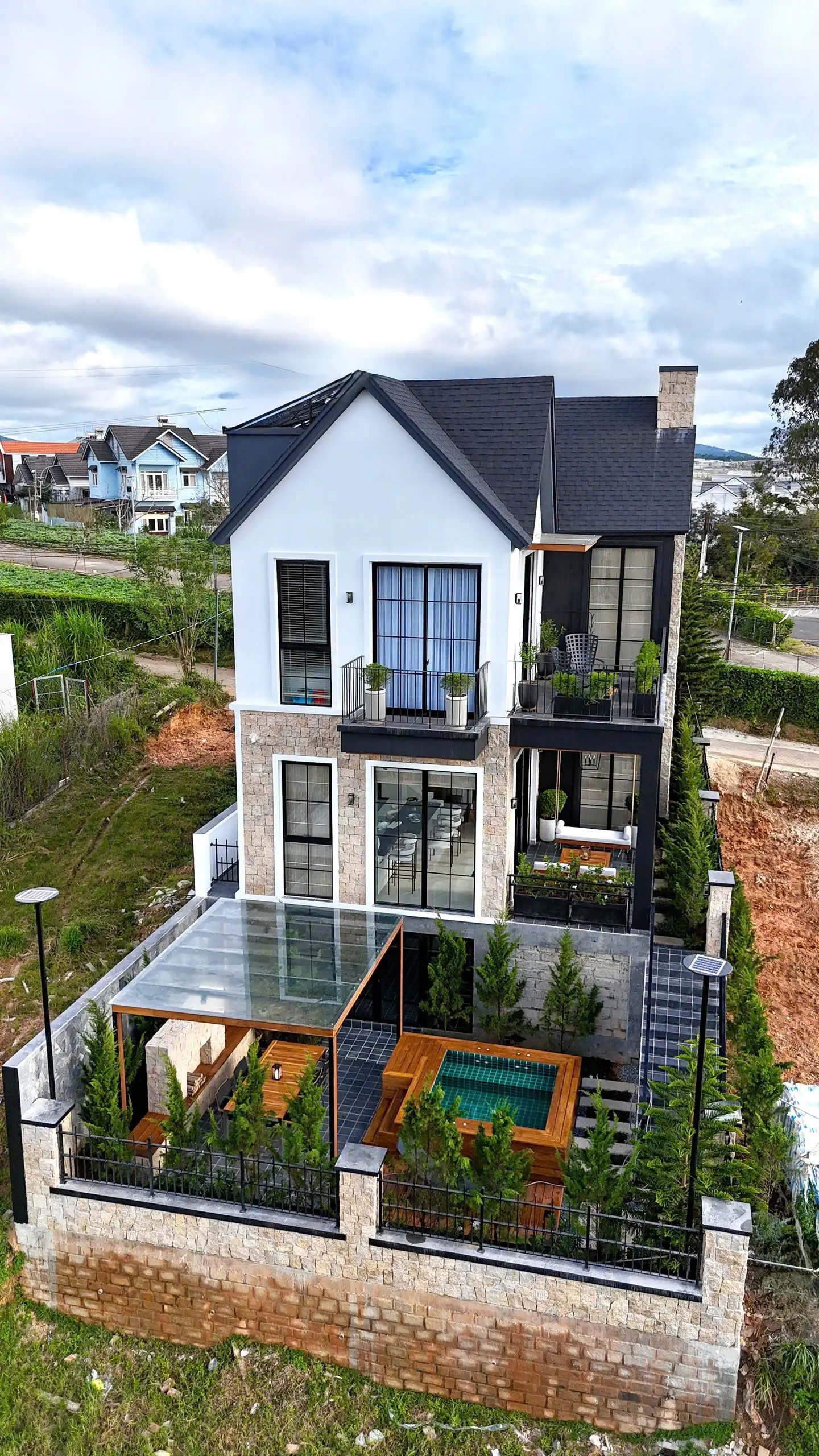 MARI VILLA ĐÀ LẠT (V277)
